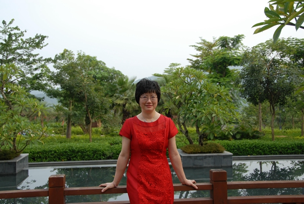 李洁文.jpg